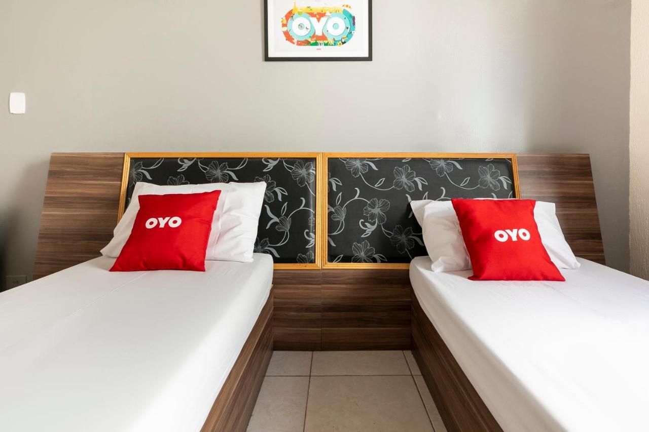 Hotel Oyo Sunshine 2*